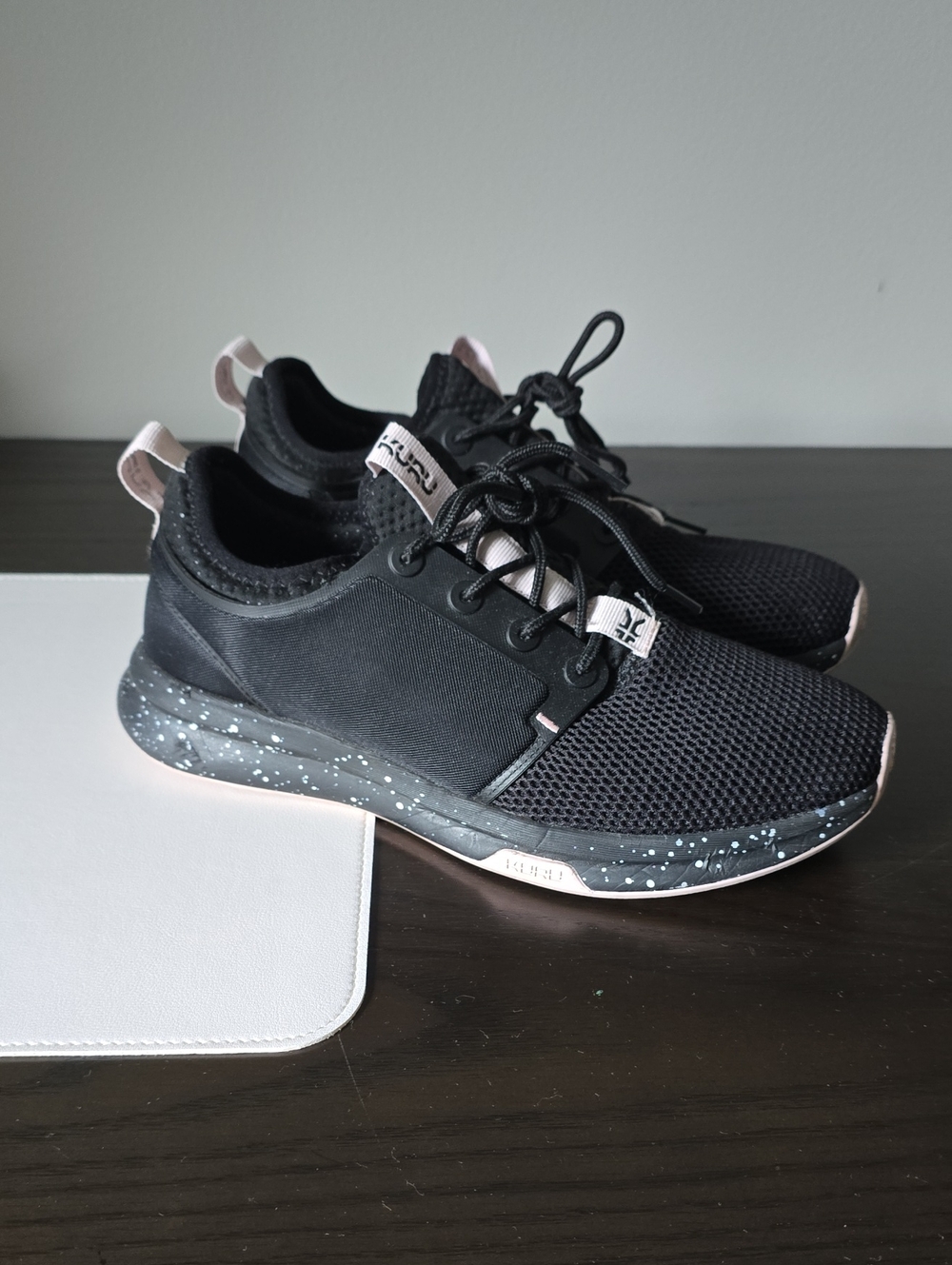 Kuru Black Athletic Sneakers with Light Pink Accents
